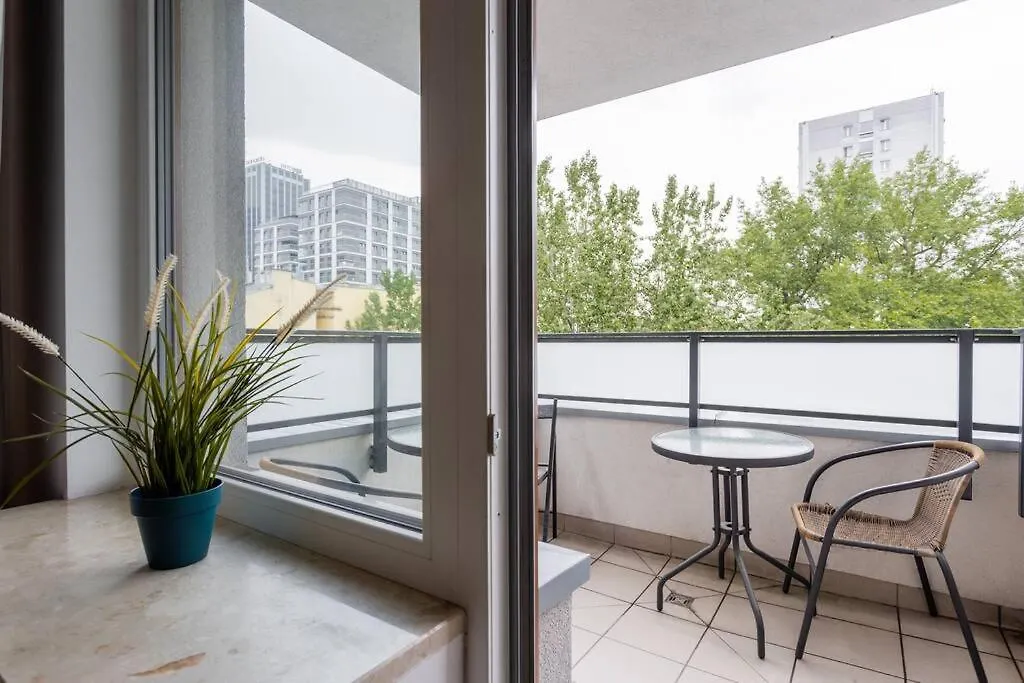 Apartment Urban Chic - Warsaw Stays -Cozy And Stylish - Rondo Onz - Pereca Poland