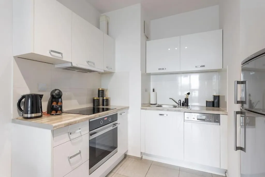 Urban Chic - Warsaw Stays -Cozy And Stylish - Rondo Onz - Pereca Apartment